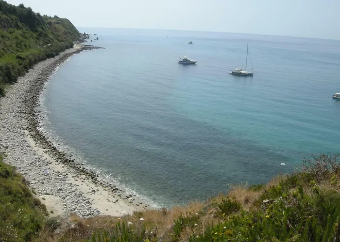 Isabella לינה וארוחת בוקר 3*