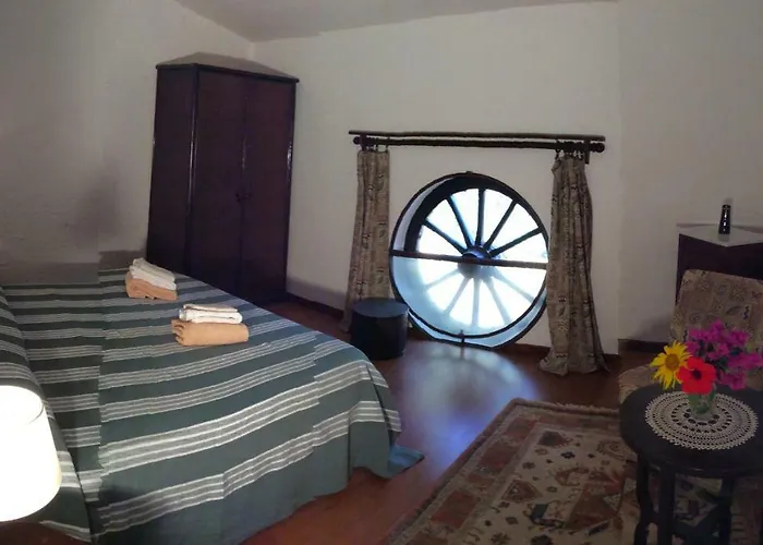 Isabella 3* זמברונה